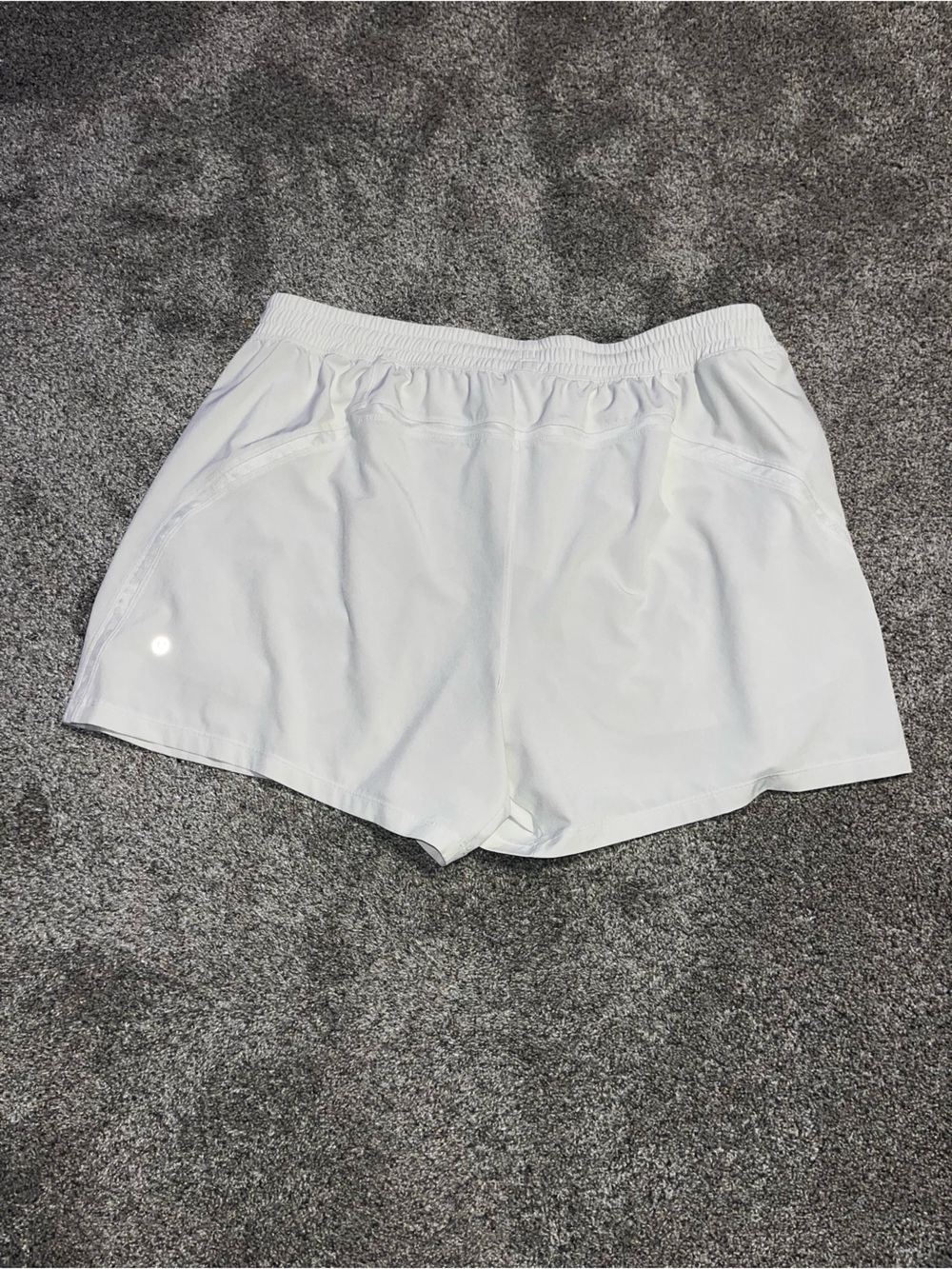 lululemon Pace Breaker Linerless Shorts 5” XXL Off White Cream